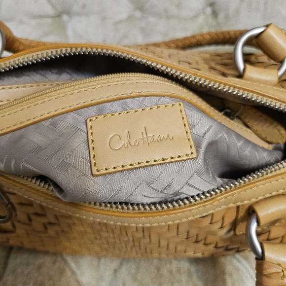 (Sold)Authentic Cole Haan leather woven  hotdog bag - Picture 6 of 11